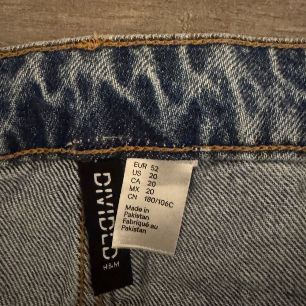 H&M Divided Ultra High-Waist Straight Jeans | US 20 | NWT - Picture 9 of 15